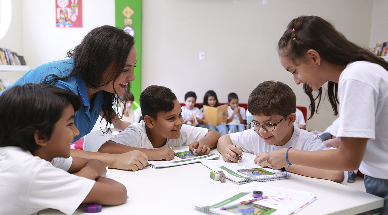 Ensino-Fundamental-Anos-Iniciais-leitura-escrita-e-apresentação-de novas-ideias.
